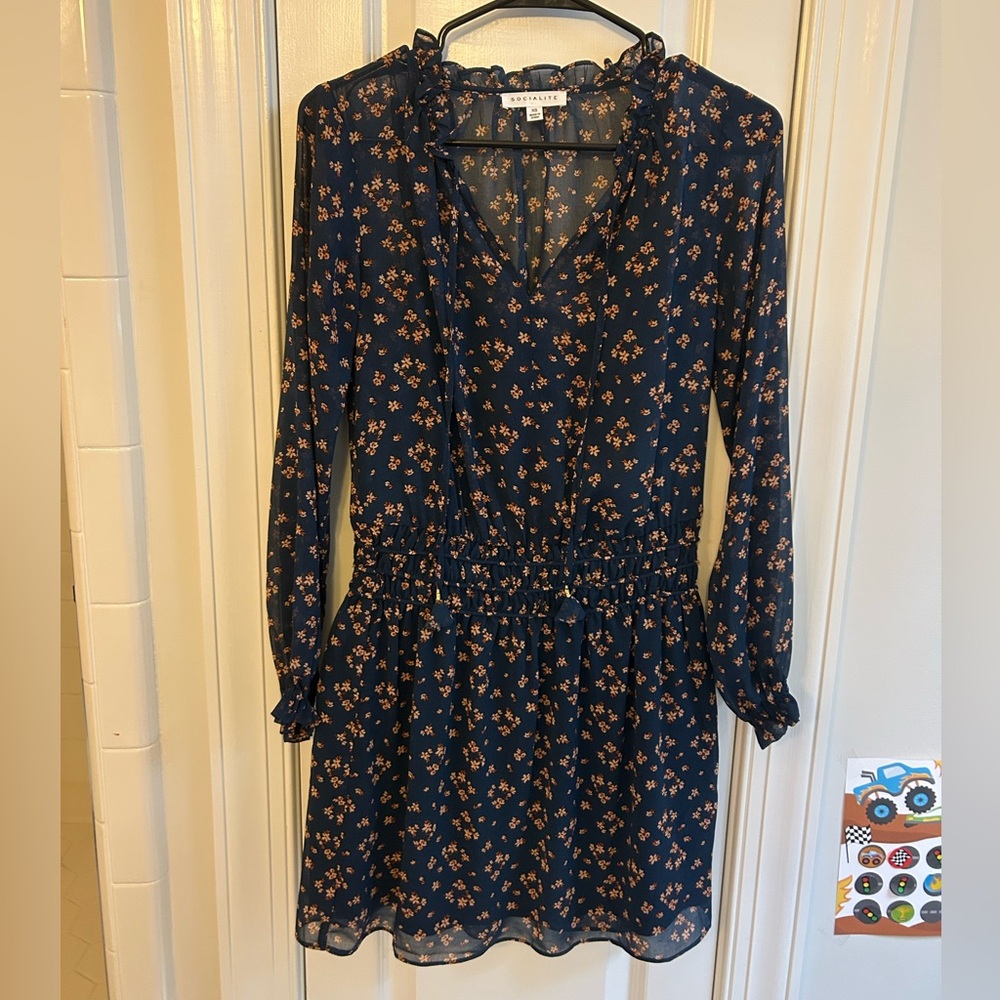 Socialite Navy Floral Long Sleeve Dress